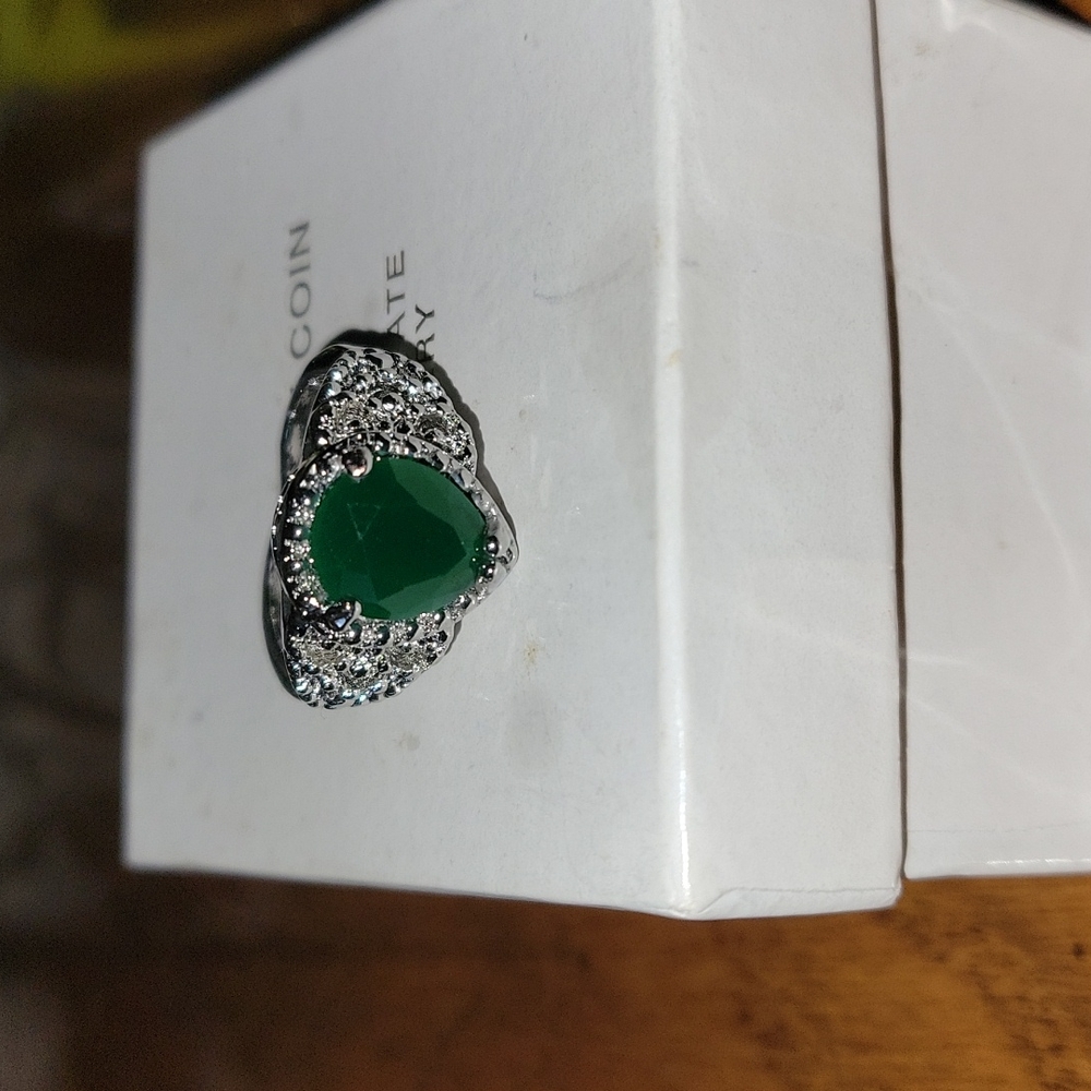 Pretty Ring - image 1